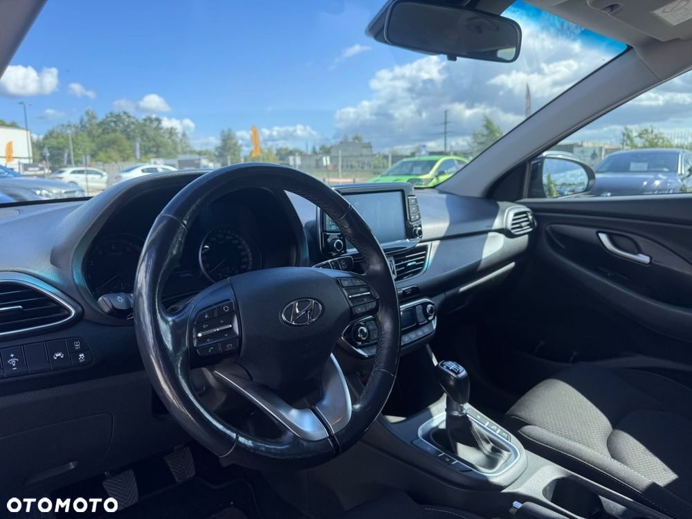 Hyundai i30 - 11