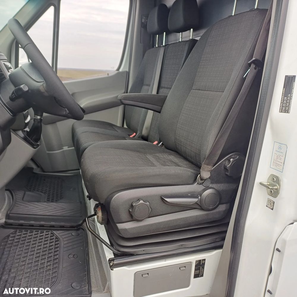 Mercedes-Benz Sprinter - 6