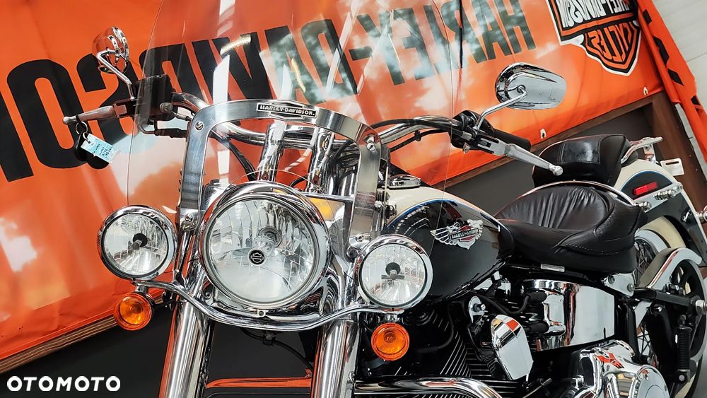 Harley-Davidson Softail Deluxe - 20