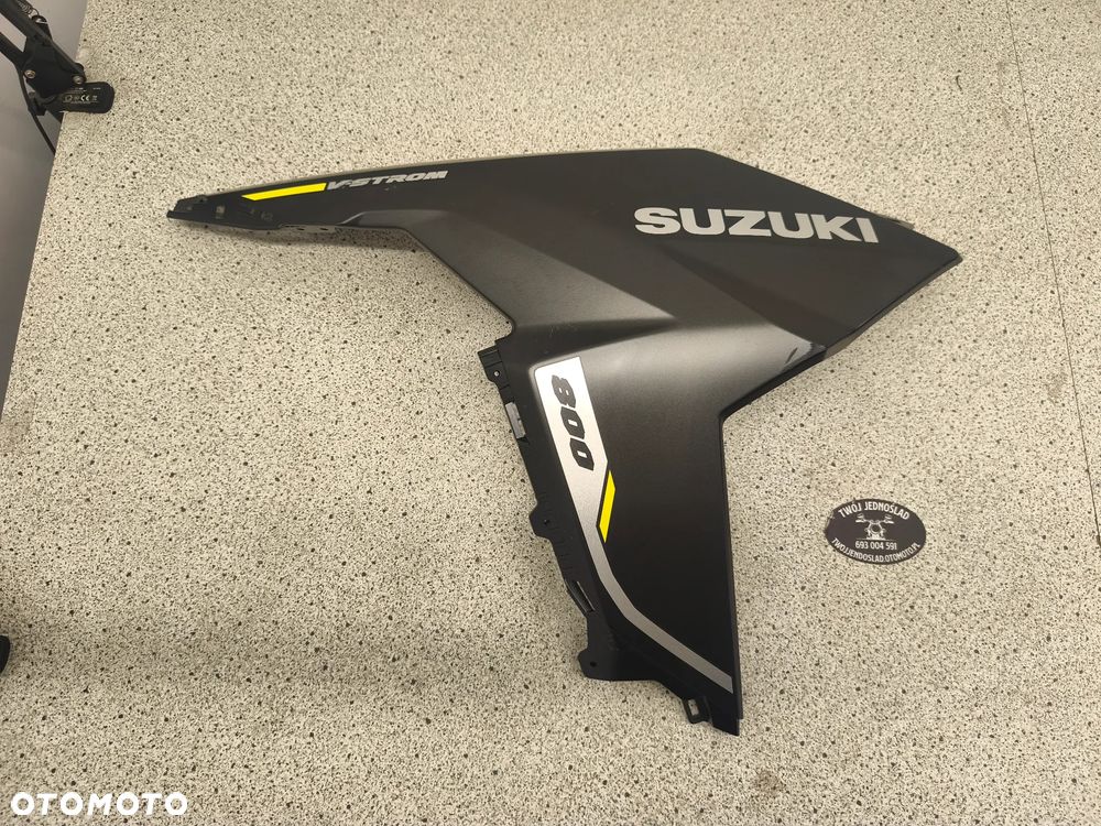 Owiewka, osłona, bok, boczek Suzuki DL800 DL 800 V-Strom DE - 2