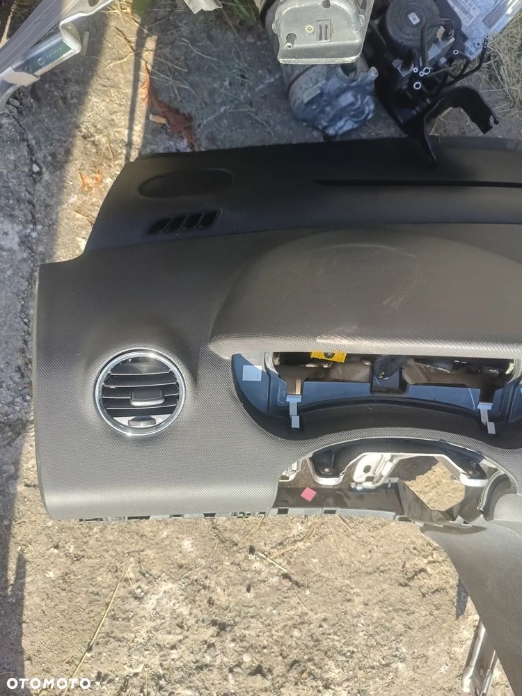 PEUGEOT 308 T7 2011R KONSOLA DESKA ROZDZIELCZA - 2