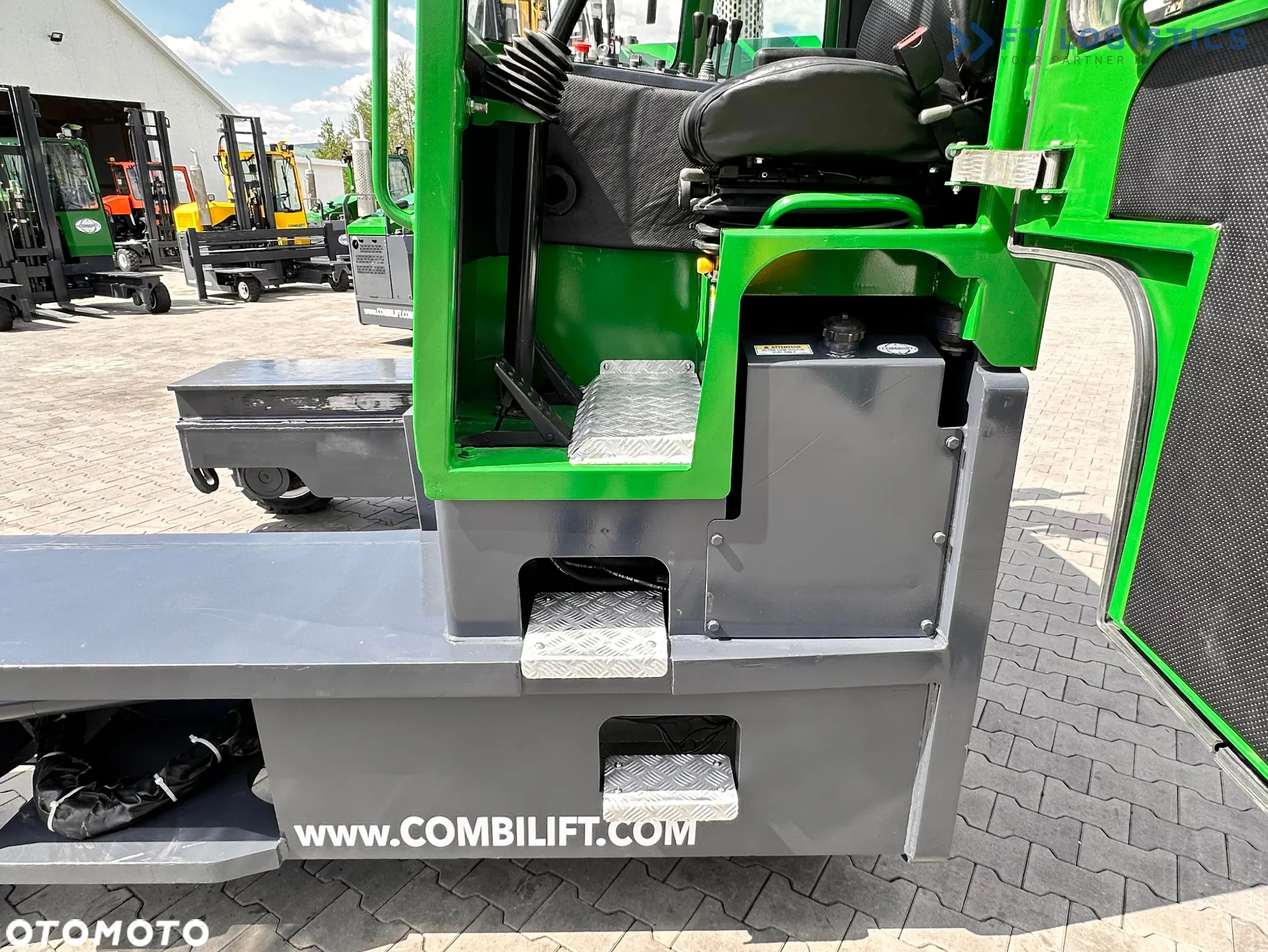 Combilift C8000 / DIESEL / 4600MM / DUPLEX / KUBOTA / STAN IDEALNY - 16