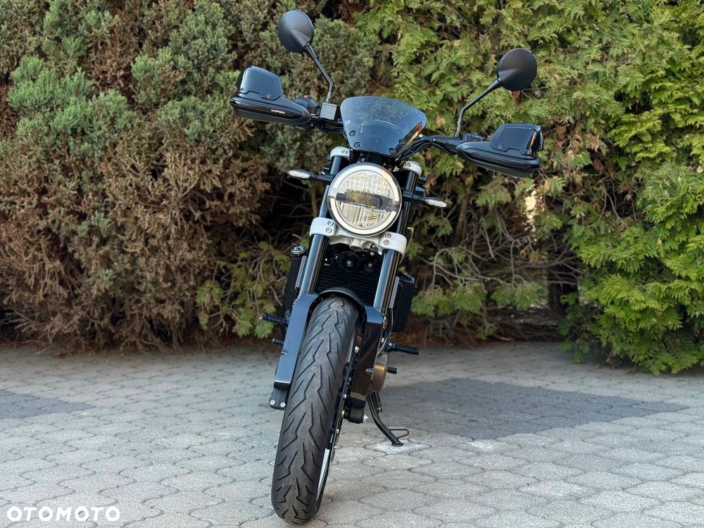 Husqvarna Svartpilen - 8