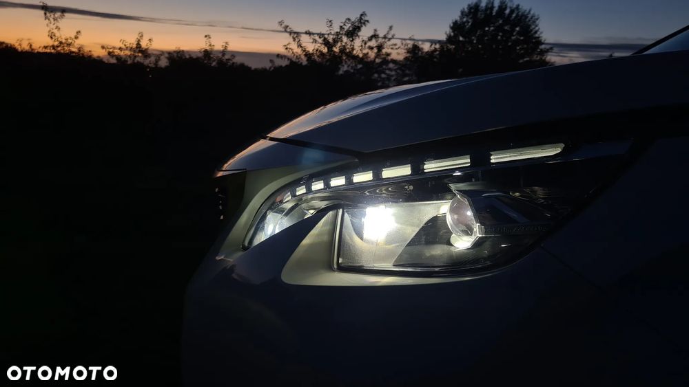Peugeot 3008 PureTech 180 Stop & Start GPF EAT8 GT Pack - 18
