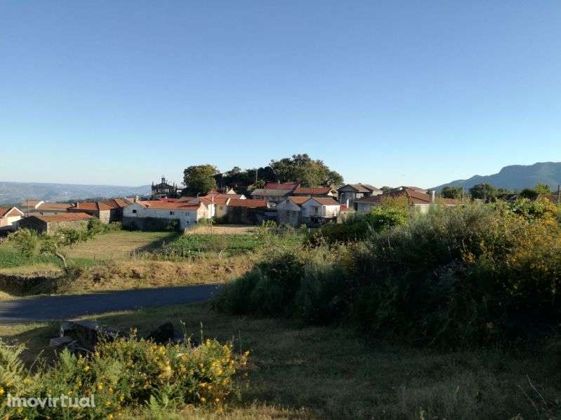 Terreno Urbano 1600 m2 - Freguesia da Pena - Vila Real - Grande imagem: 2/6