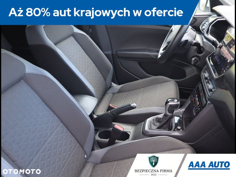 Volkswagen T-Cross - 10