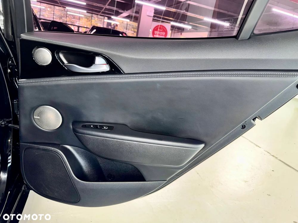 Kia Stinger 2.0 T-GDI GT Line - 22
