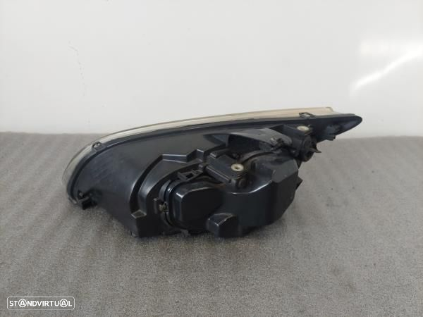 Otica / Farol Dto Ford Focus Ii (Da_, Hcp, Dp) - 2