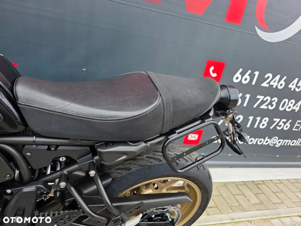 Yamaha XSR - 12