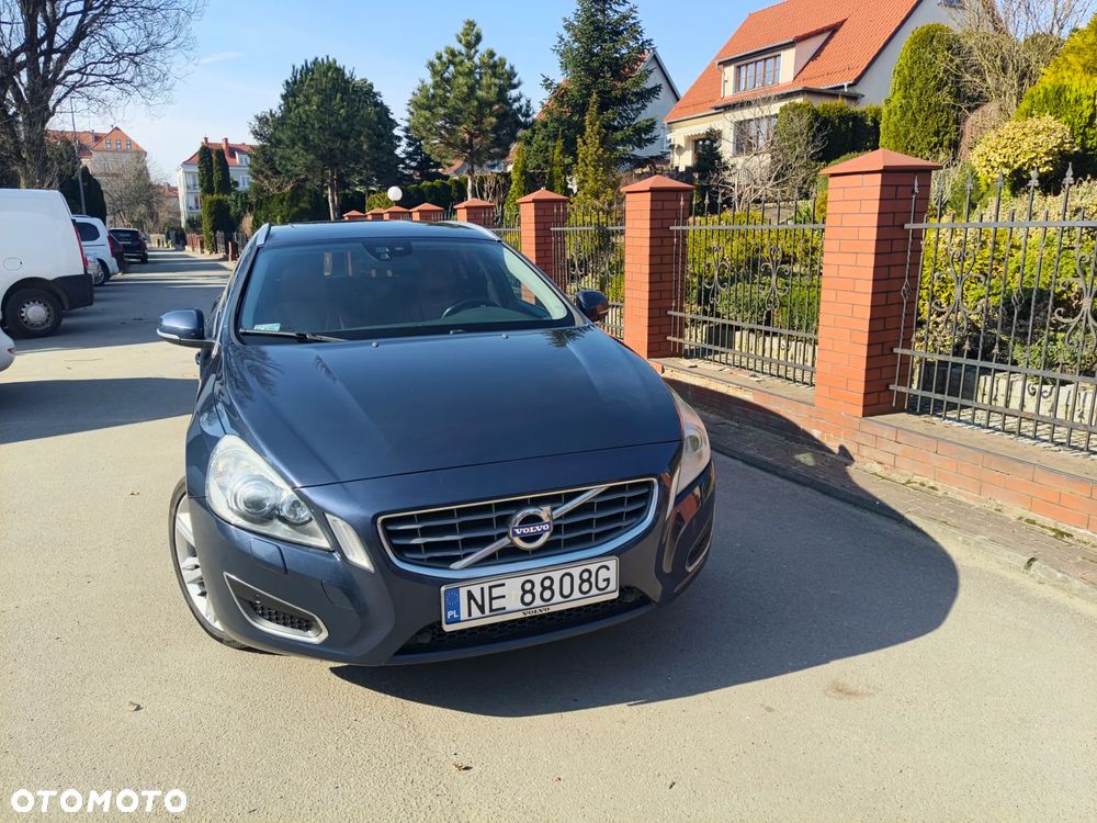 Volvo V60 D3 Momentum - 9