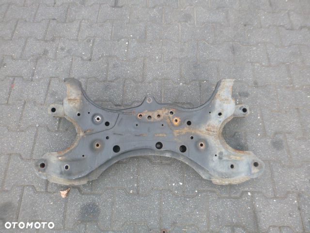 SANKI PRZÓD PRZEDNIE TOYOTA COROLLA E12 1.4 16V - 6
