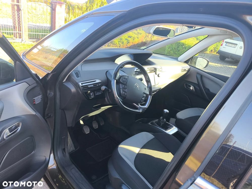 Citroën C4 Picasso - 11