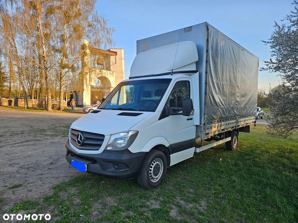 Mercedes-Benz Sprinter - 2