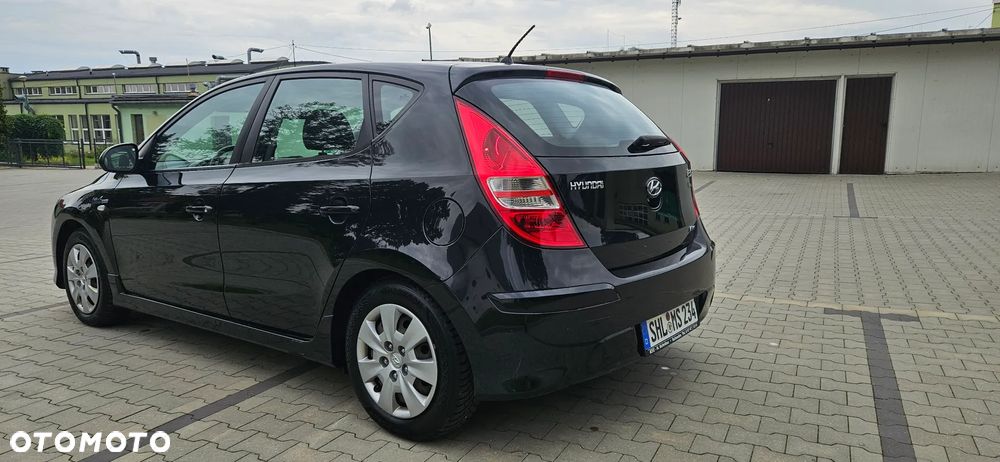 Hyundai i30 1.4 FIFA WM Edition - 8