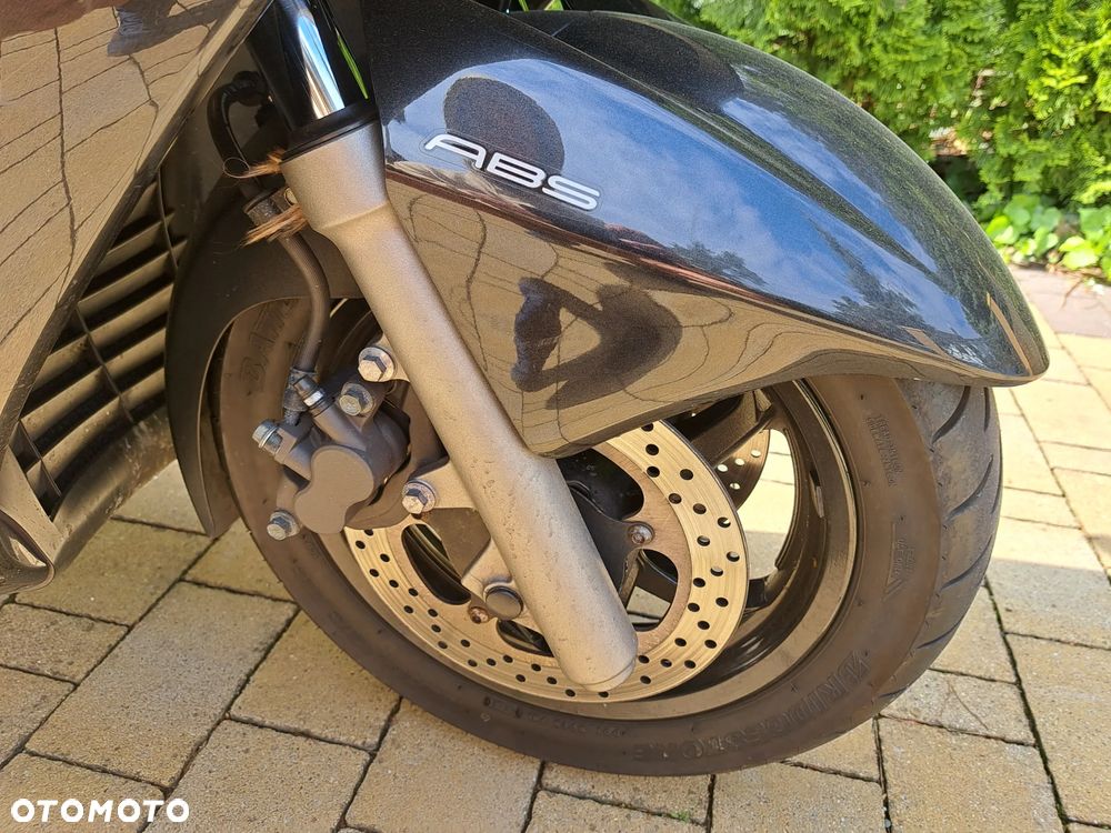 Yamaha Majesty - 16