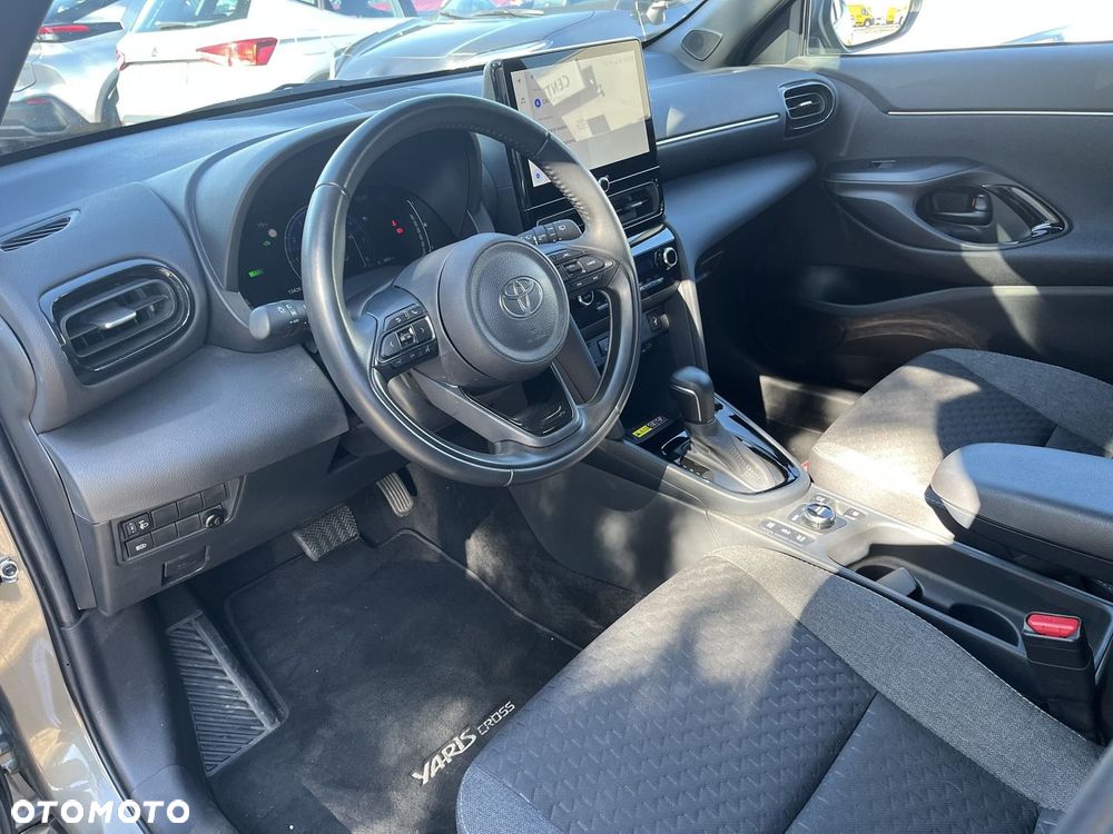 Toyota Yaris Cross Hybrid 1.5 Style AWD - 4