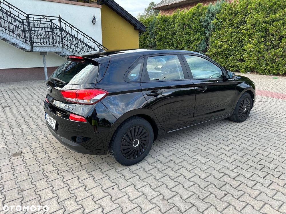 Hyundai i30 1.4 Comfort - 19