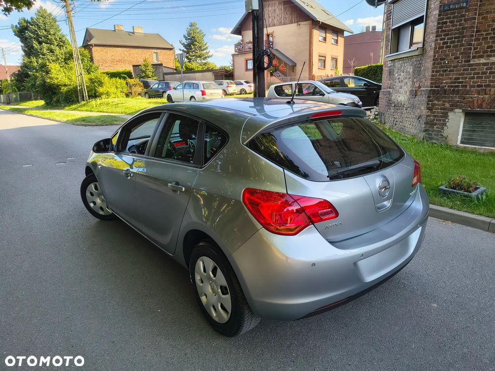Opel Astra 1.4 Edition - 4