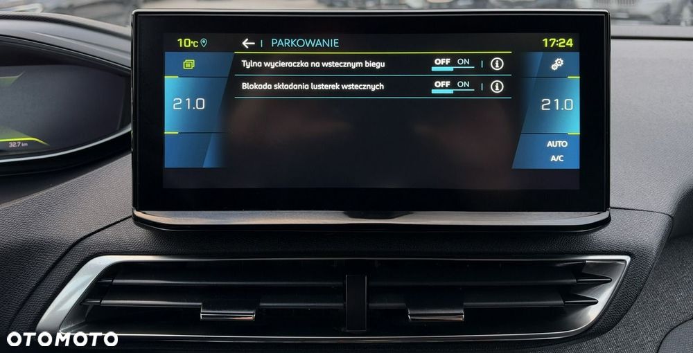 Peugeot 3008 1.6 PureTech Hybrid4 PHEV Allure S&S EAT8 - 33