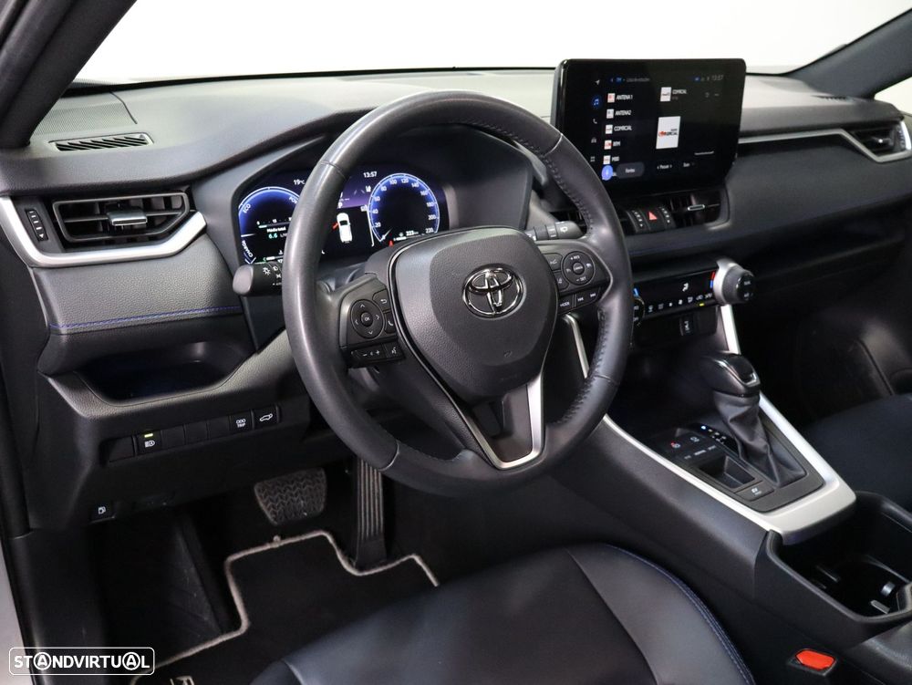 Toyota RAV4 2.5 HDF Comfort - 6