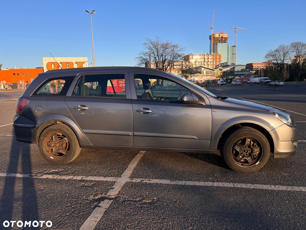 Opel Astra 1.9 CDTI Elegance - 10