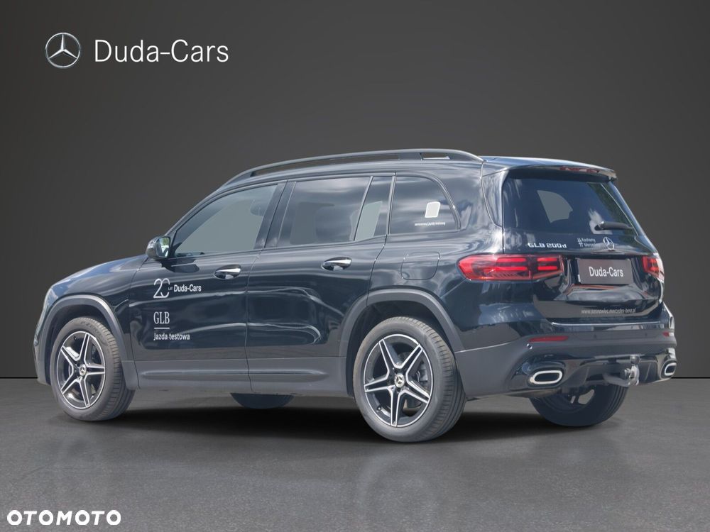 Mercedes-Benz GLB - 3