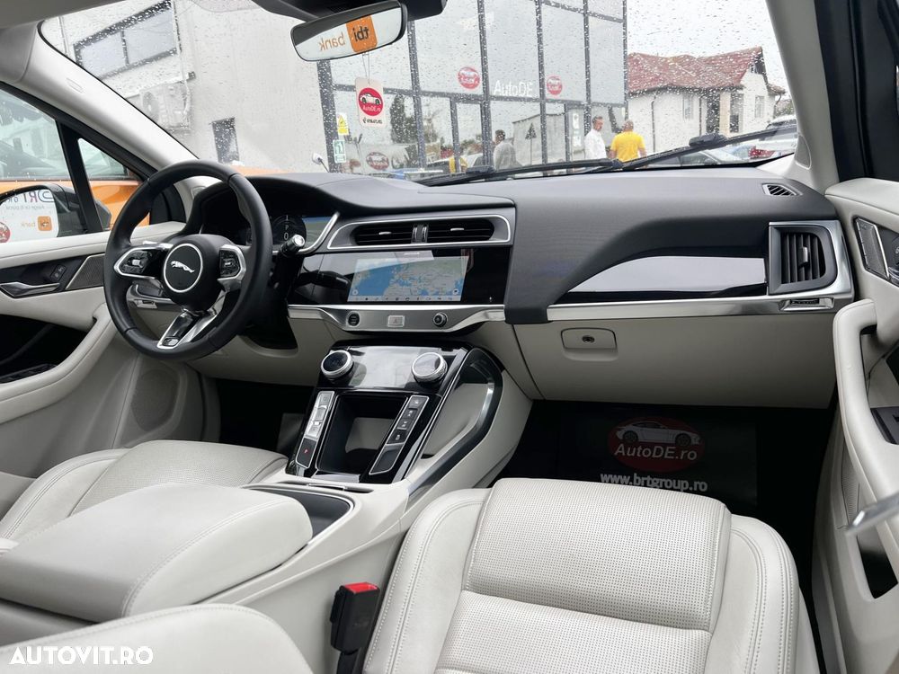 Jaguar I-Pace - 6