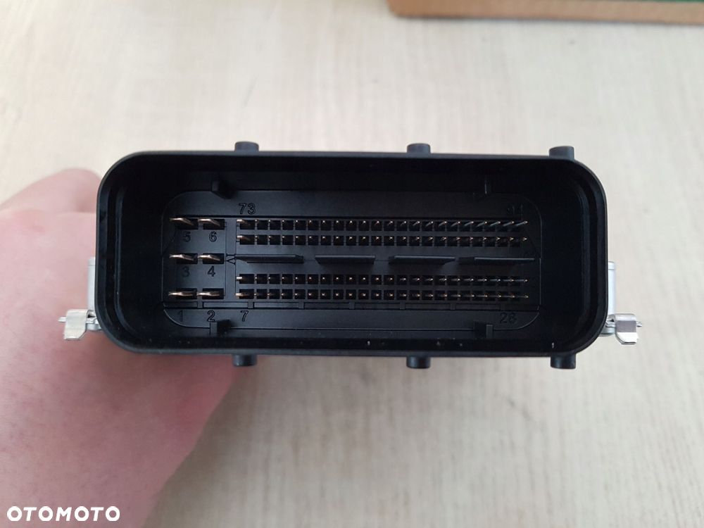 mazda cx-60 cx60 moduł ecu sterownik komputer t301-18-701 0 281 039 554 - 4