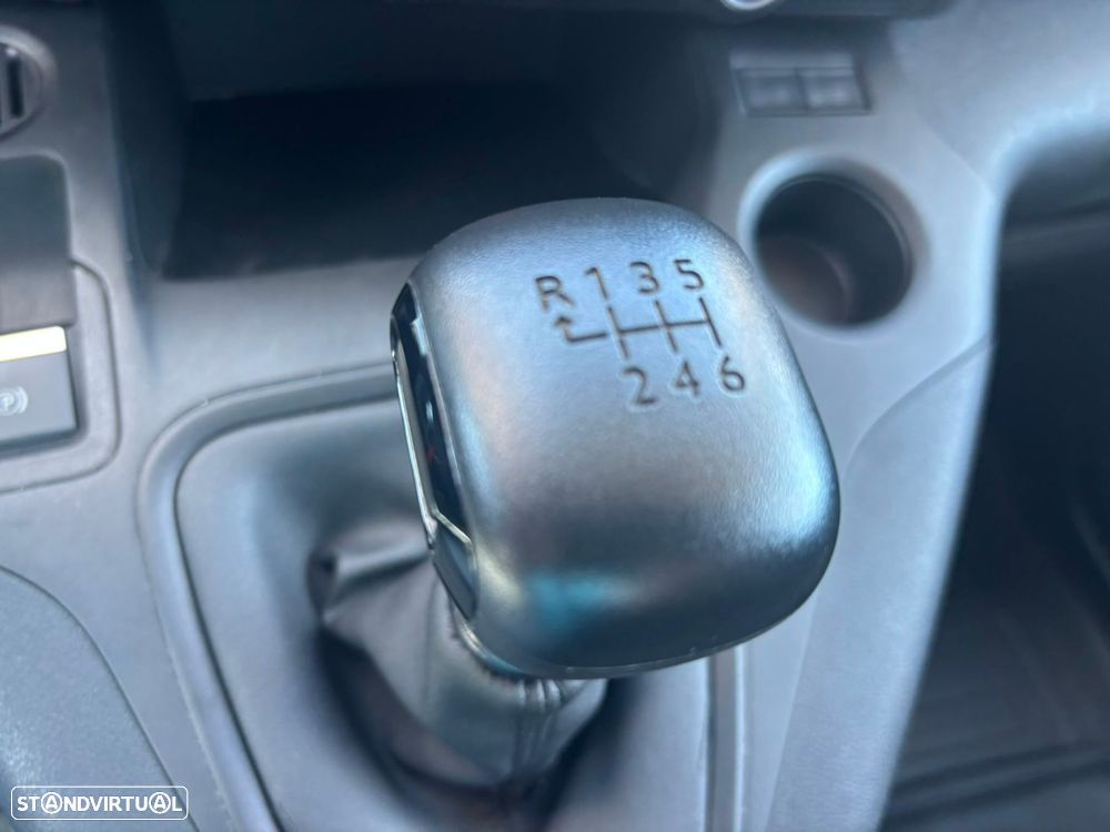 Toyota Proace City 1.5D L1 COMFORT 102cv - AC - GPS - IVA DEDUTÃVEL - 43