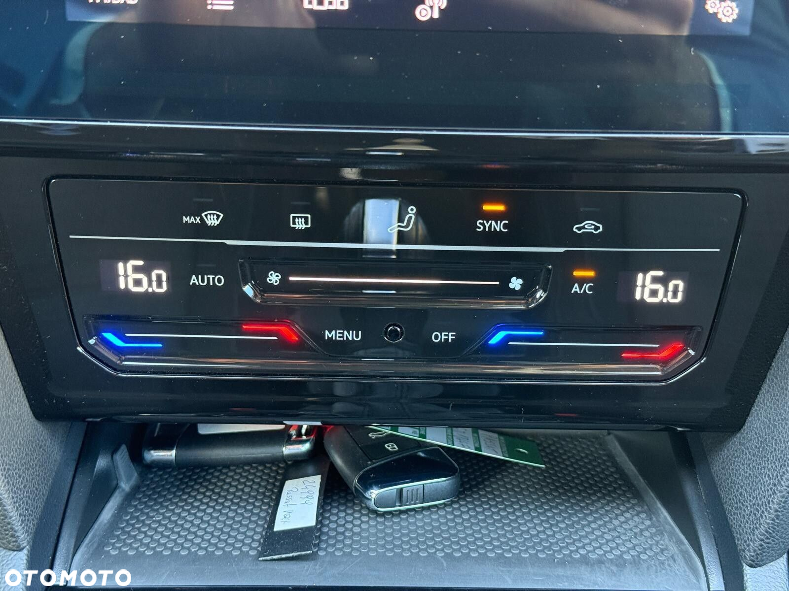 Volkswagen Passat - 15