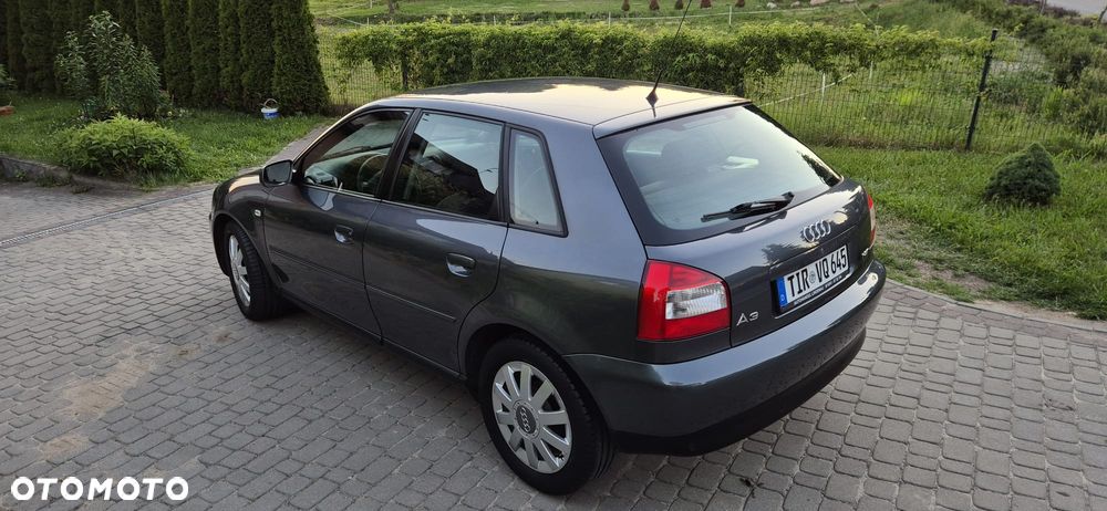 Audi A3 Sportback - 15