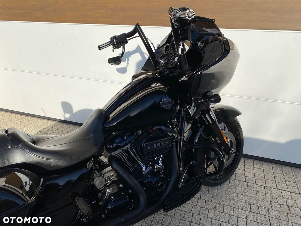 Harley-Davidson Touring Road Glide - 15