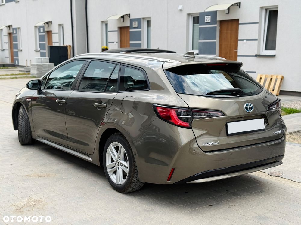 Toyota Corolla - 5