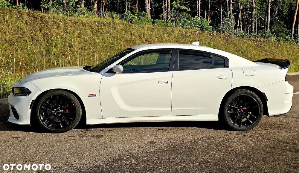 Dodge Charger 6.4 Scat Pack - 4