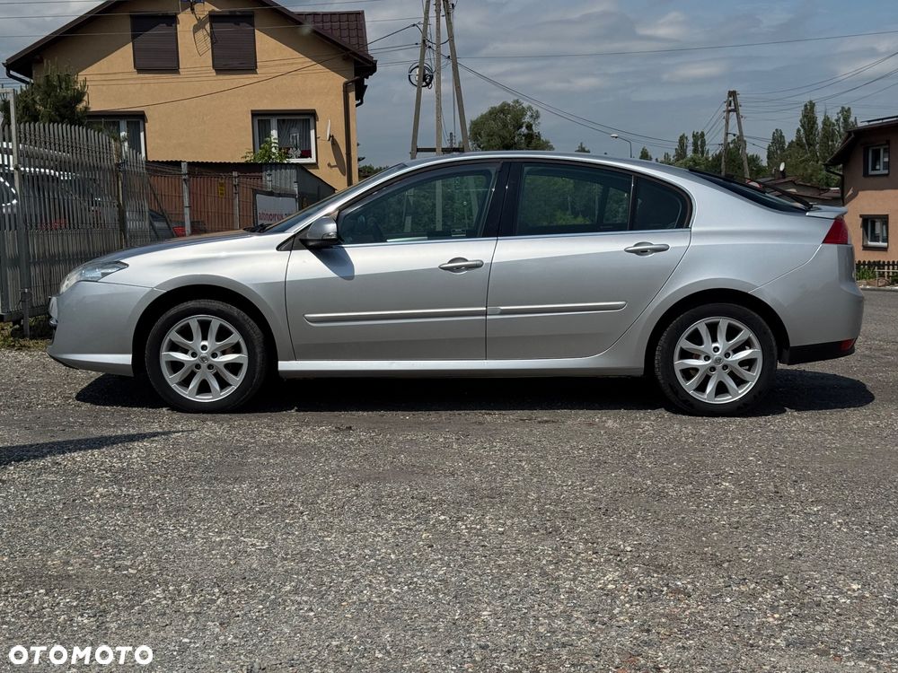 Renault Laguna dCi 110 FAP Expression - 8