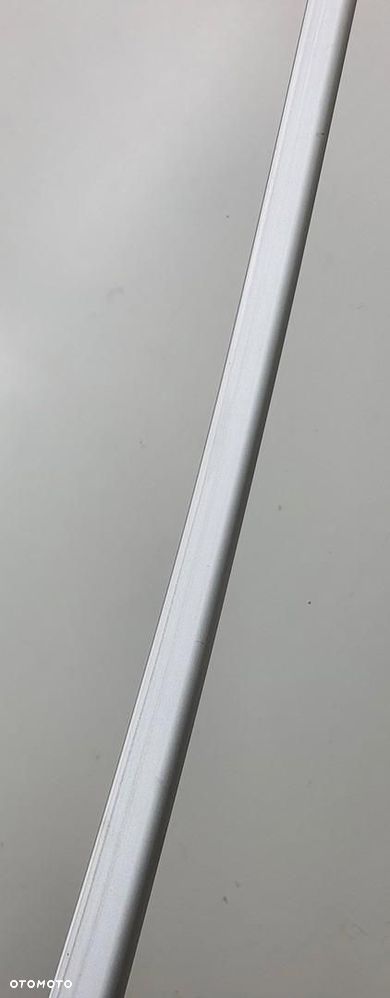 LISTWA KAROSERYJNA LEWA PORSCHE CAYENNE - 3