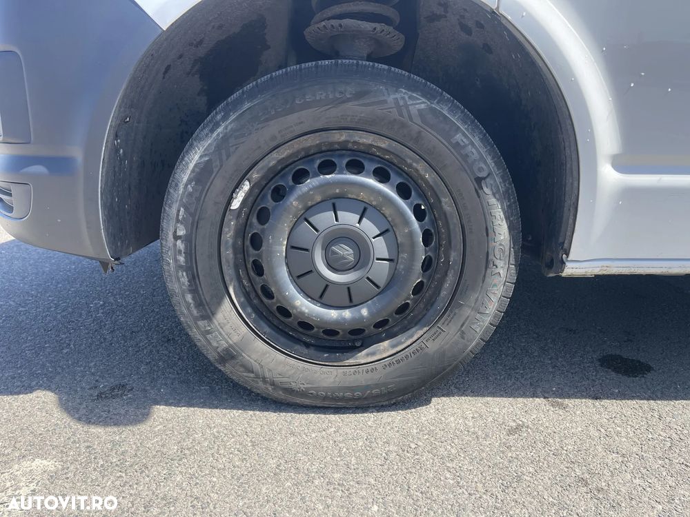 Volkswagen Transporter - 19