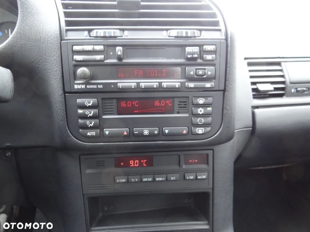 BMW Seria 3 316i - 29