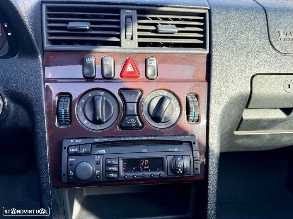 Mercedes-Benz C 250 - 13