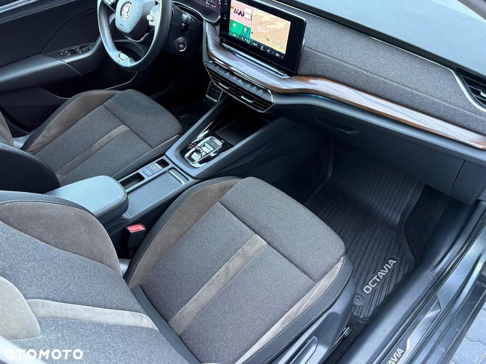 Skoda Octavia 2.0 TSI 4x4 Scout DSG - 11