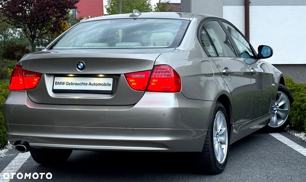 BMW Seria 3 320d - 37