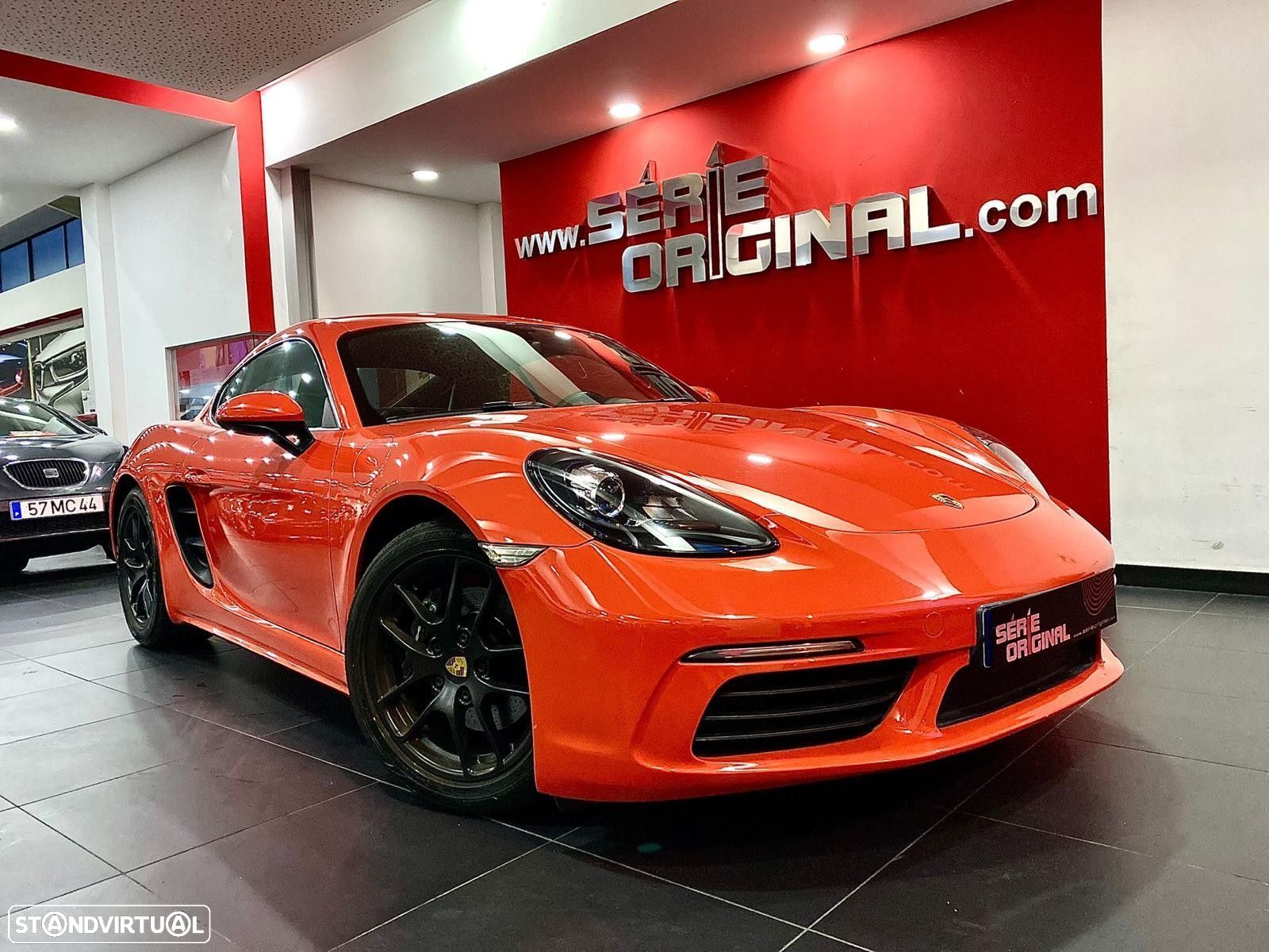 Porsche 718 Cayman 2.0 T - 1