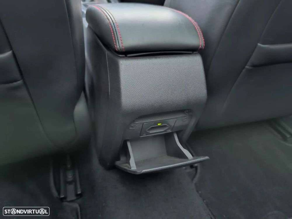 Peugeot 308 BlueHDi 180 EAT6 GT - 41