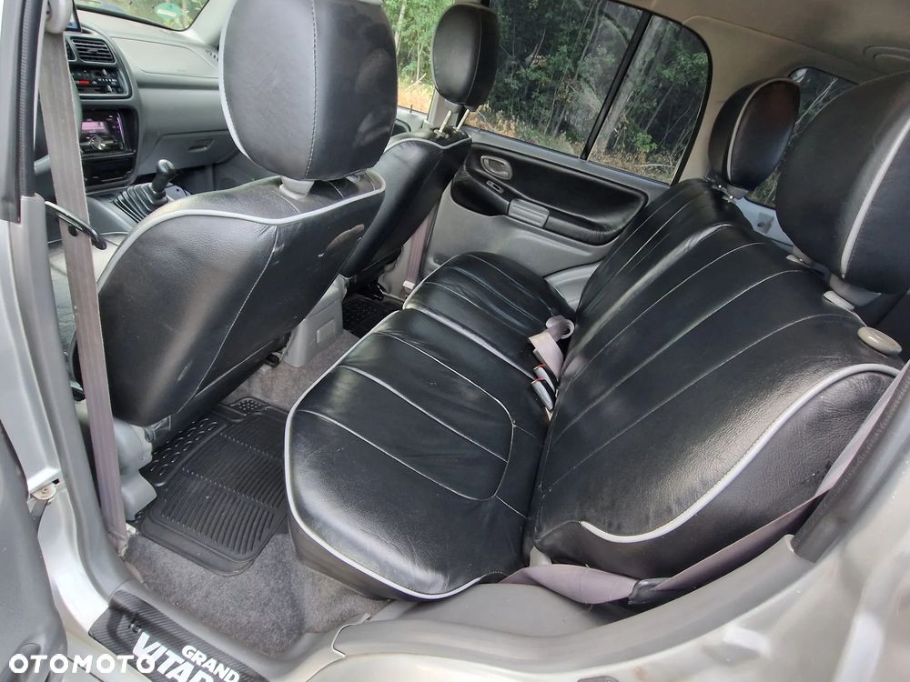 Suzuki Grand Vitara - 11