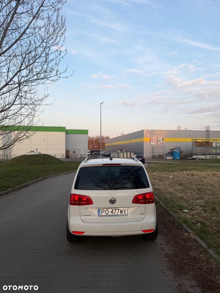 Volkswagen Touran 1.6 TDI DPF Cross DSG - 6