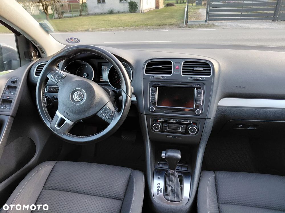 Volkswagen Golf 1.2 TSI DSG Comfortline - 2