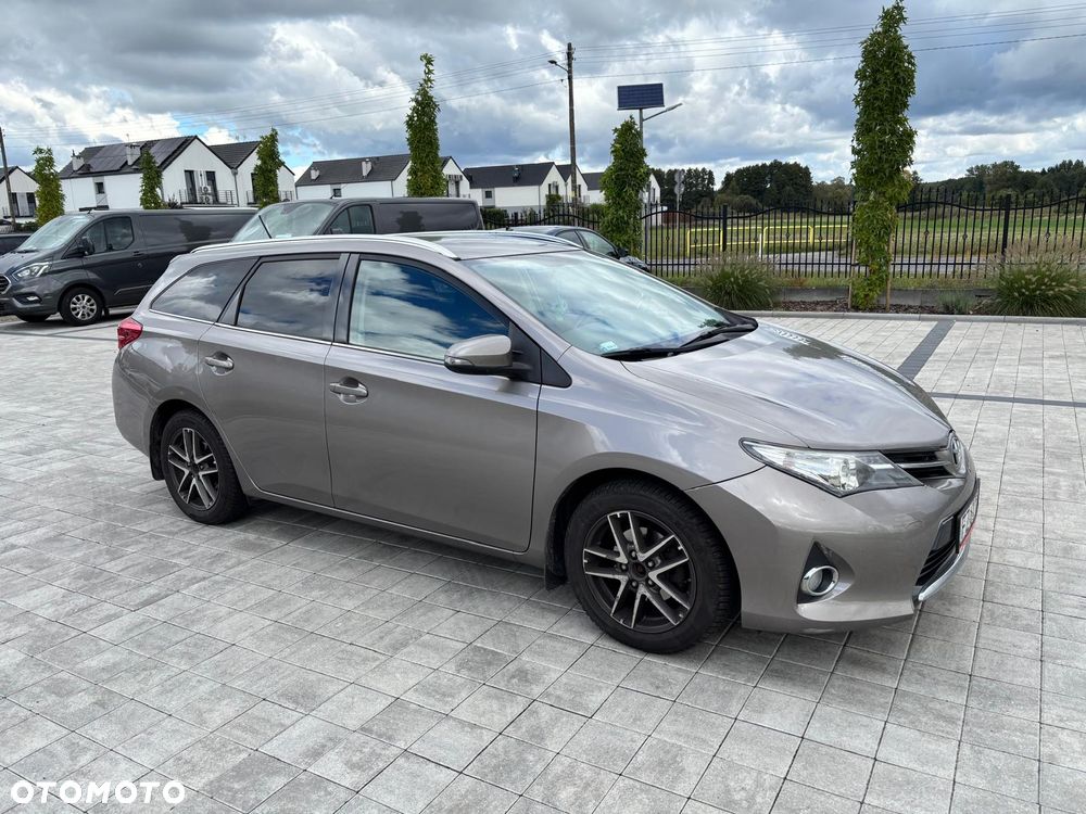 Toyota Auris - 3