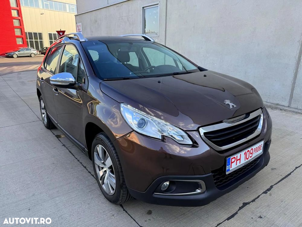 Peugeot 2008 1.2 VTi Active - 1