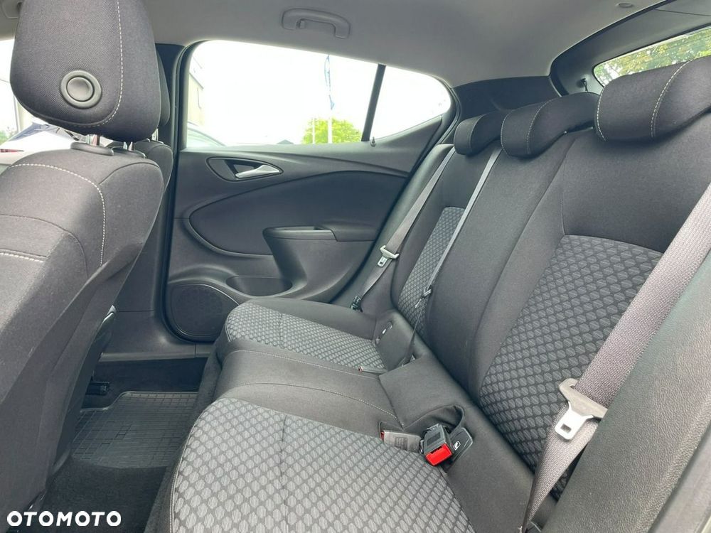 Opel Astra 1.4 T Enjoy - 18