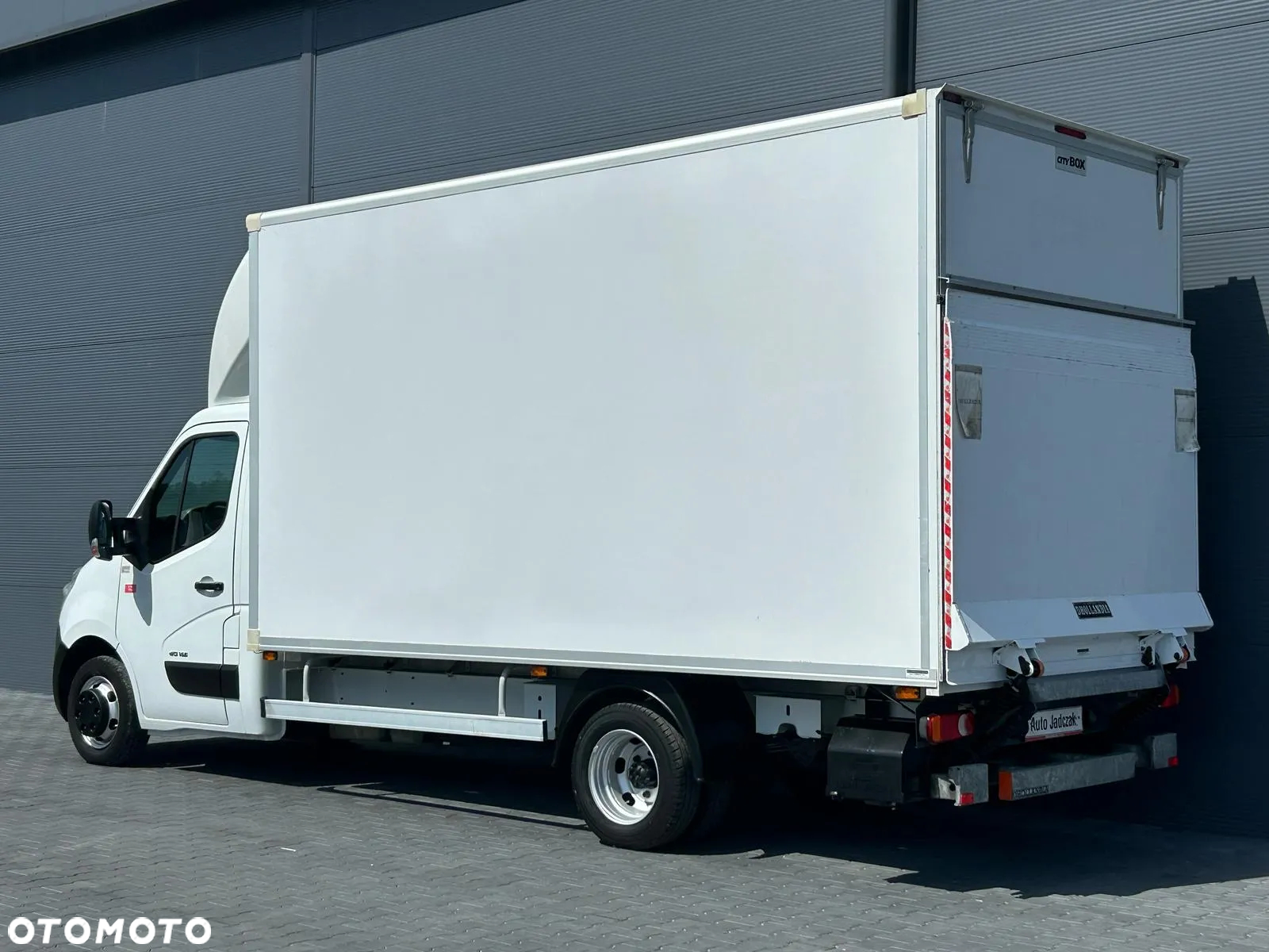 Renault Master 2.3 DCI 165KM Kontener 9 palet + winda 750kg + drzwi boczne **NA BLIŹNIAKACH**Klima**Mascott** - 3